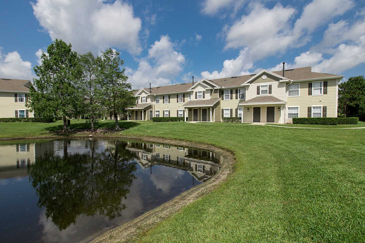 ST. ANDREWS POINTE APARTMENTS