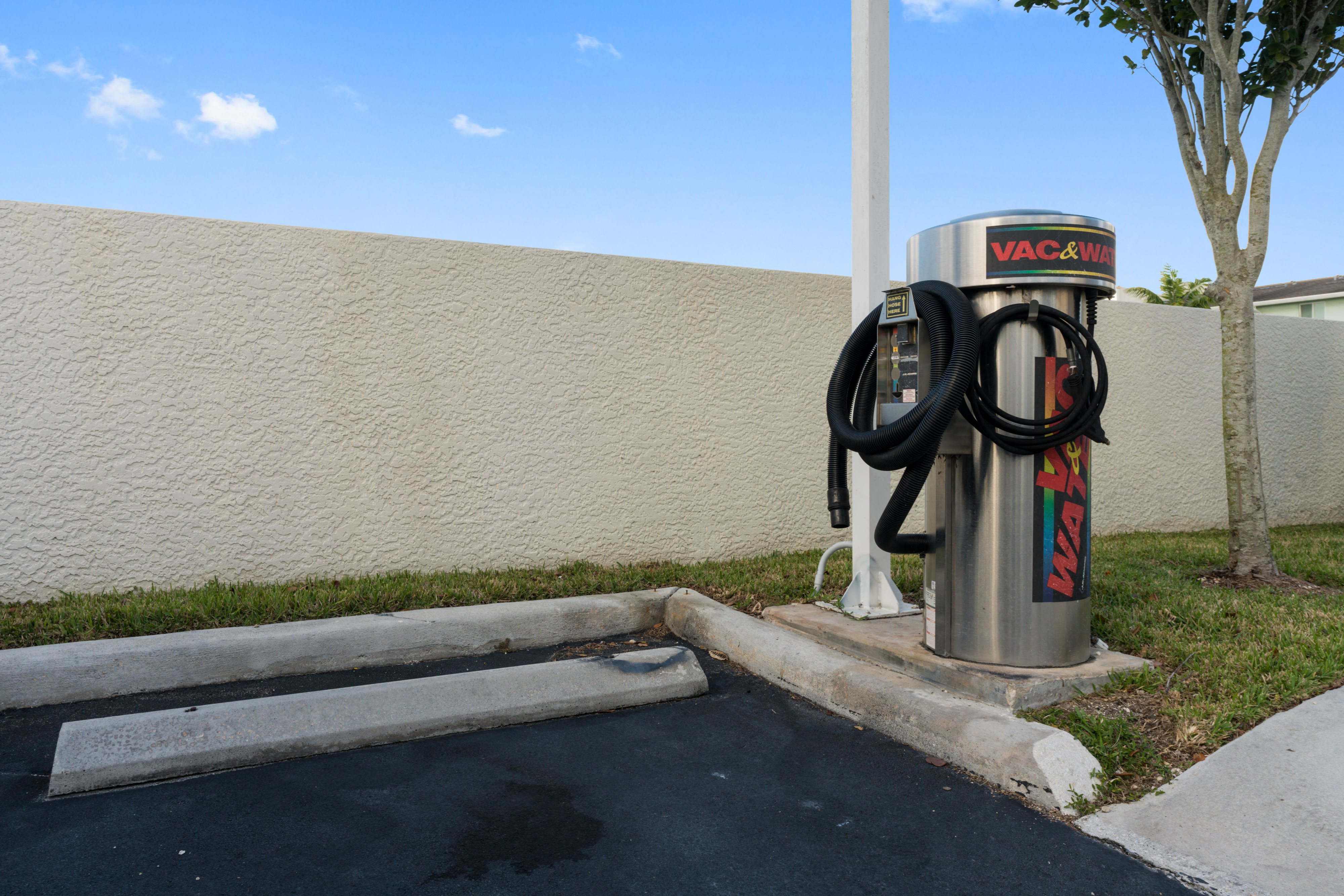 MAGNOLIA LANDING APARTMENTS