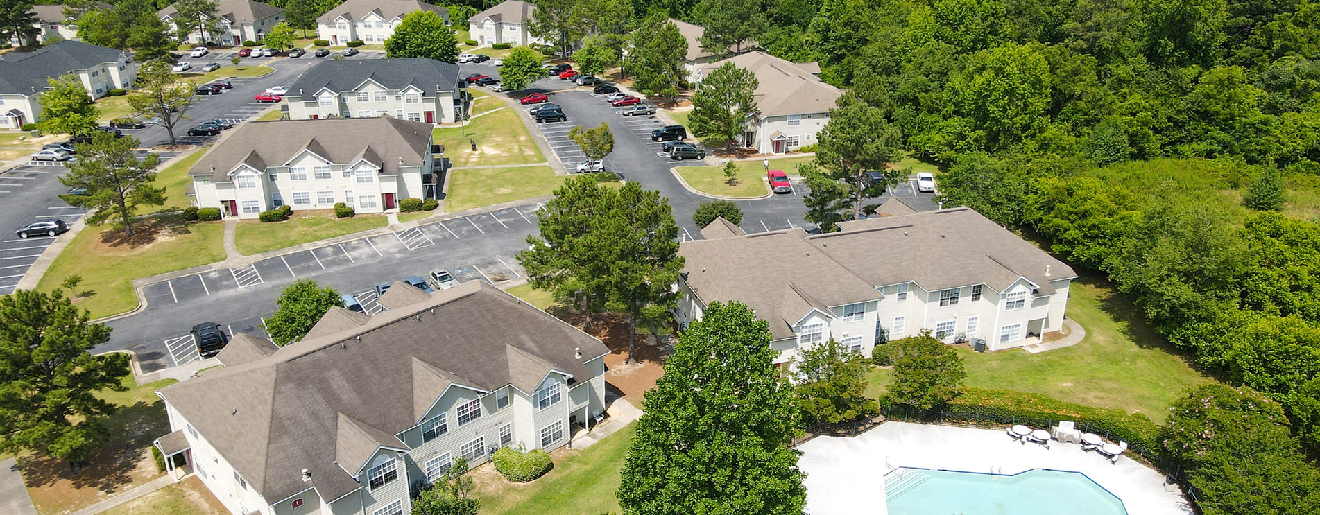 WEST CLUB APARTMENTS