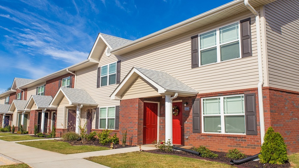 THE GROVE AT OAKMONT