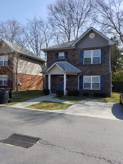 THE CREST AT EDINBURGH