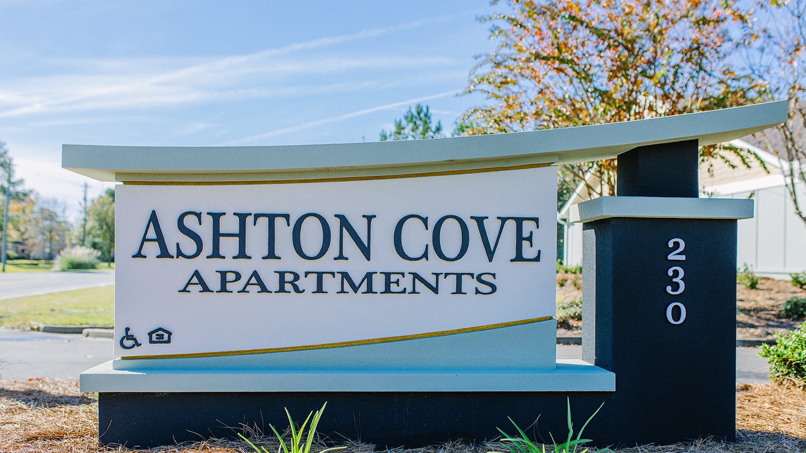 ASHTON COVE APARTMENTS
