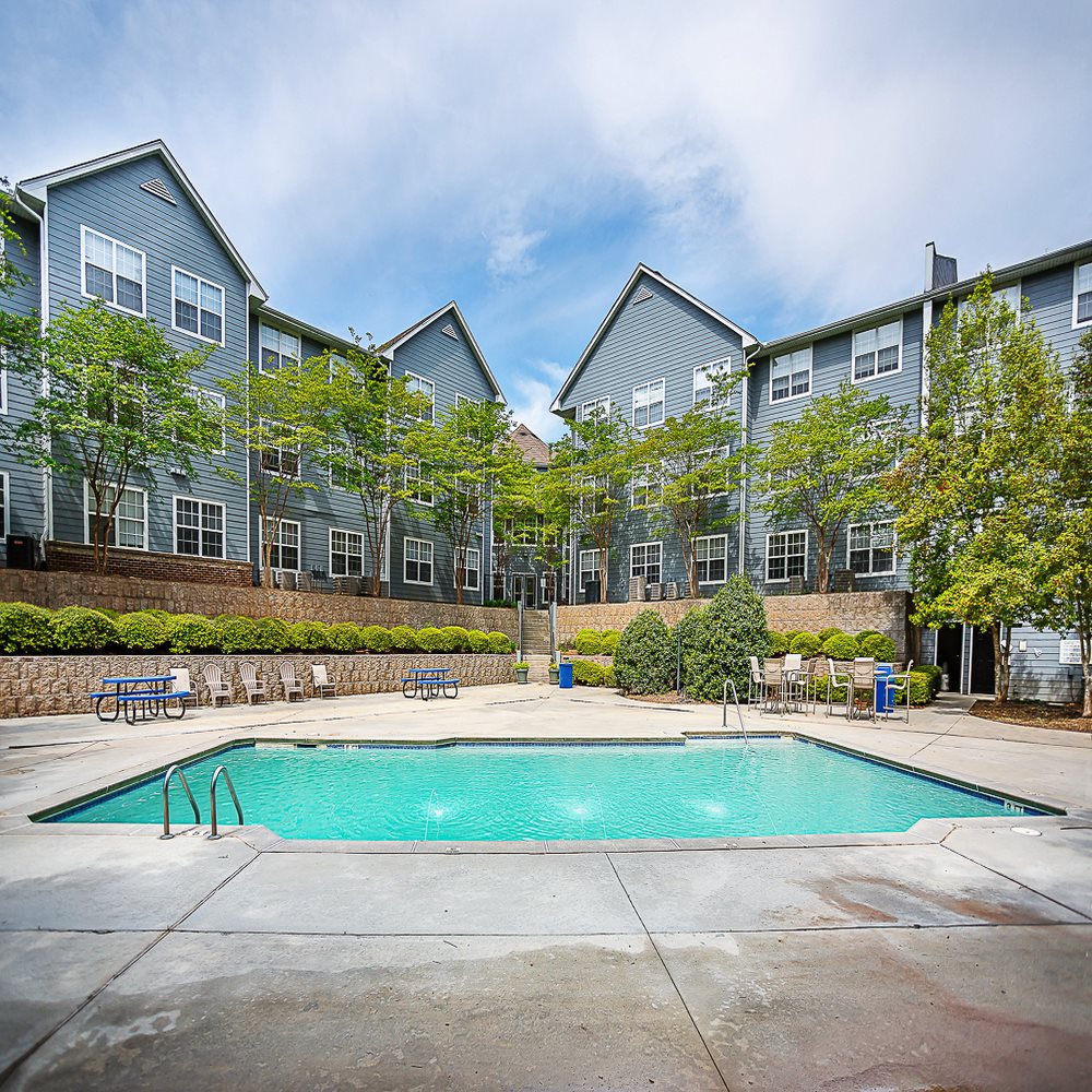 VILLAS OF FRIENDLY HEIGHTS