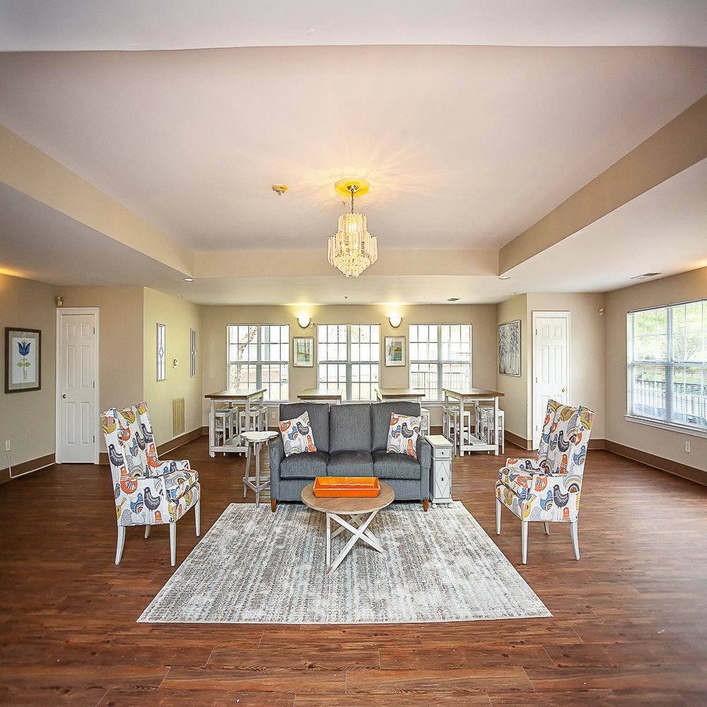 VILLAS OF FRIENDLY HEIGHTS