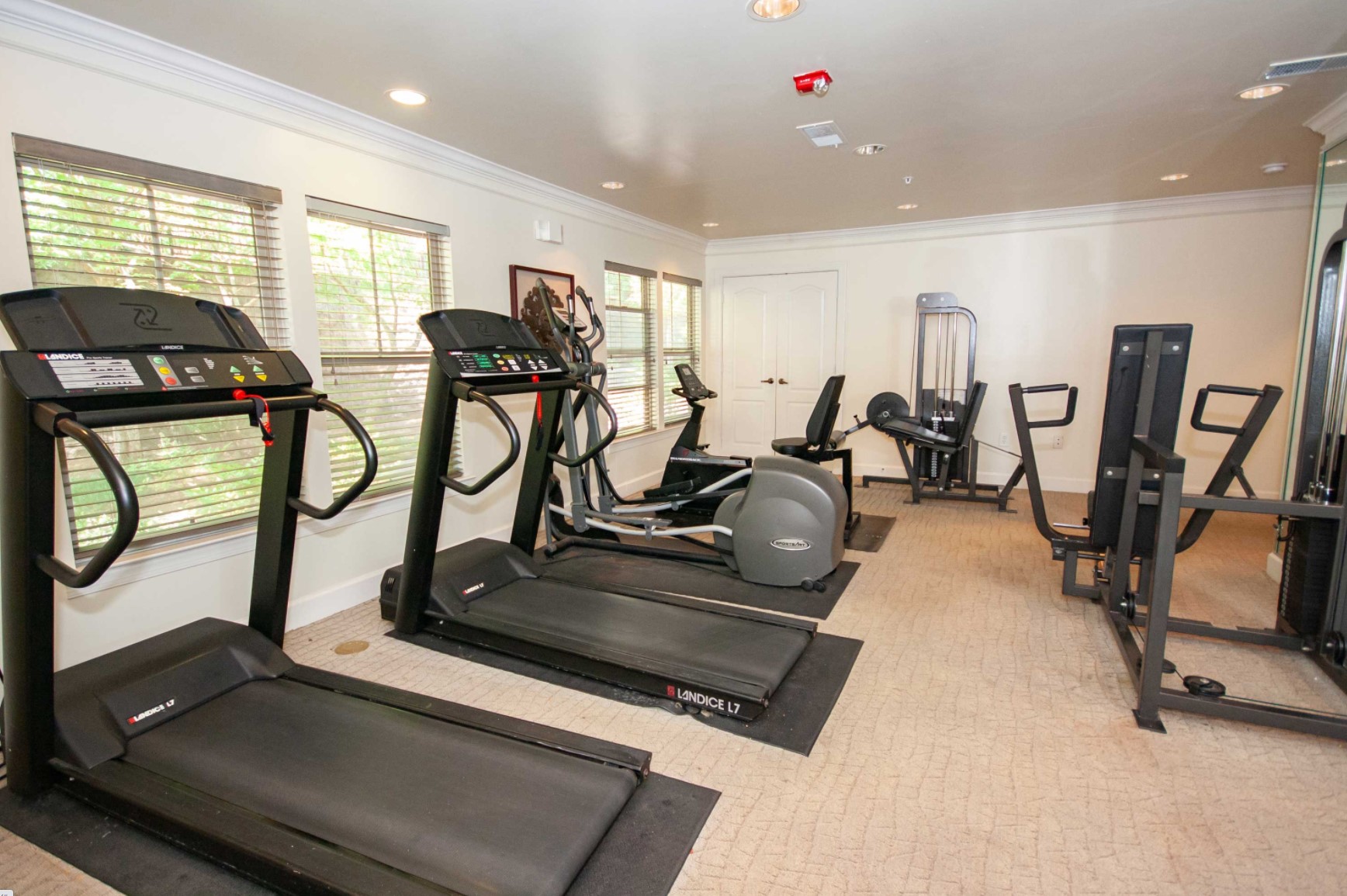 COLUMBIA PEOPLESTOWN