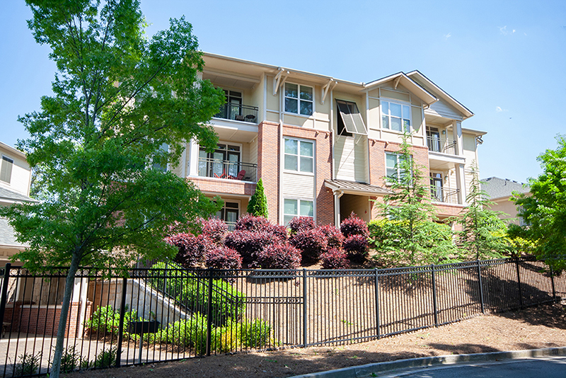 COLUMBIA MILL APARTMENTS