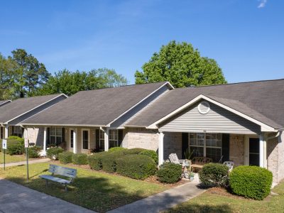 GROVE PARK APARTMENTS