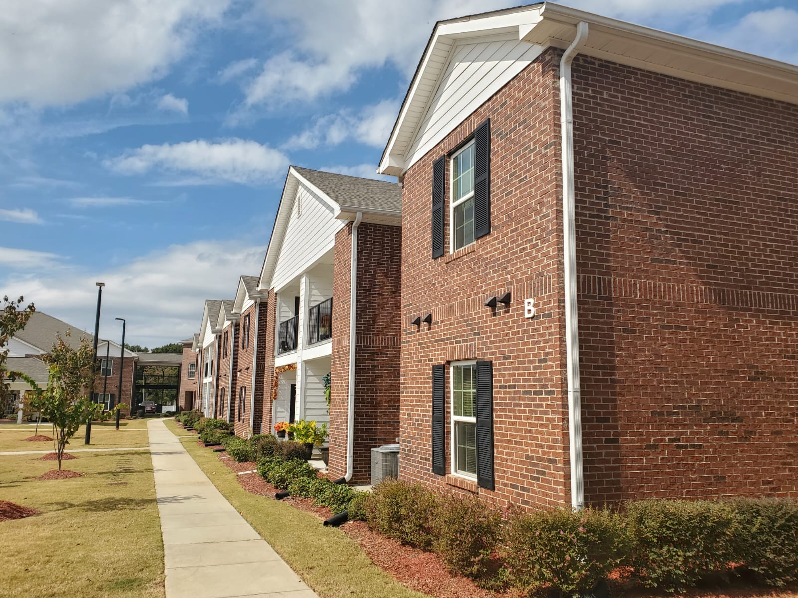 CHANDLER TRACE APARTMENTS