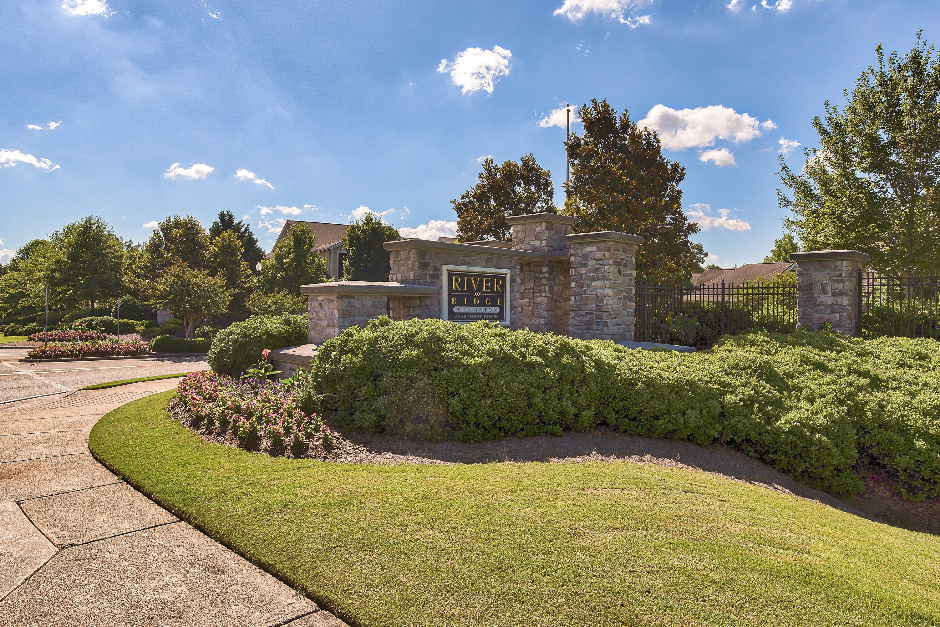 RIVER RIDGE AT CANTON