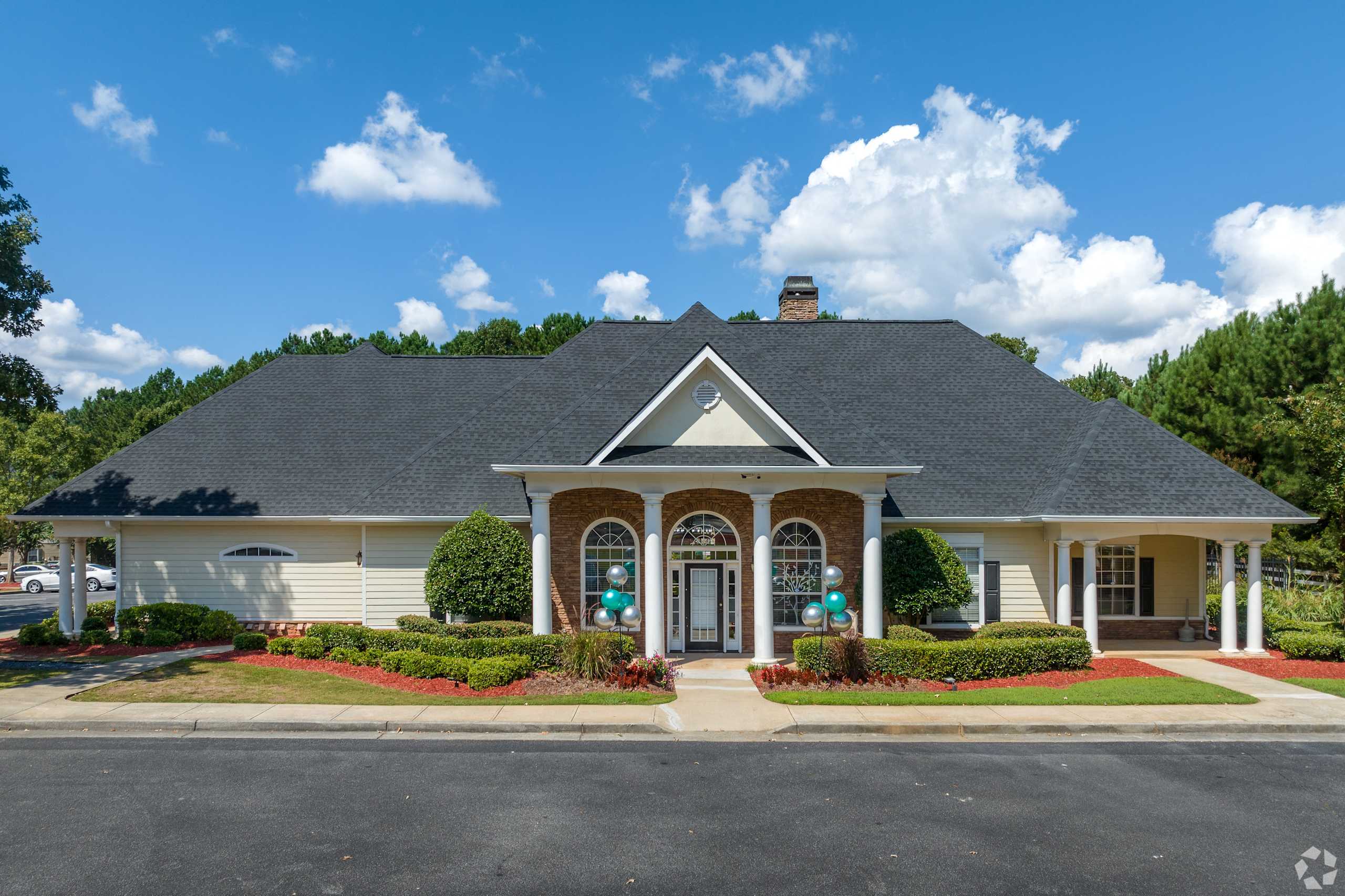 ALEXANDER RIDGE APARTMENTS