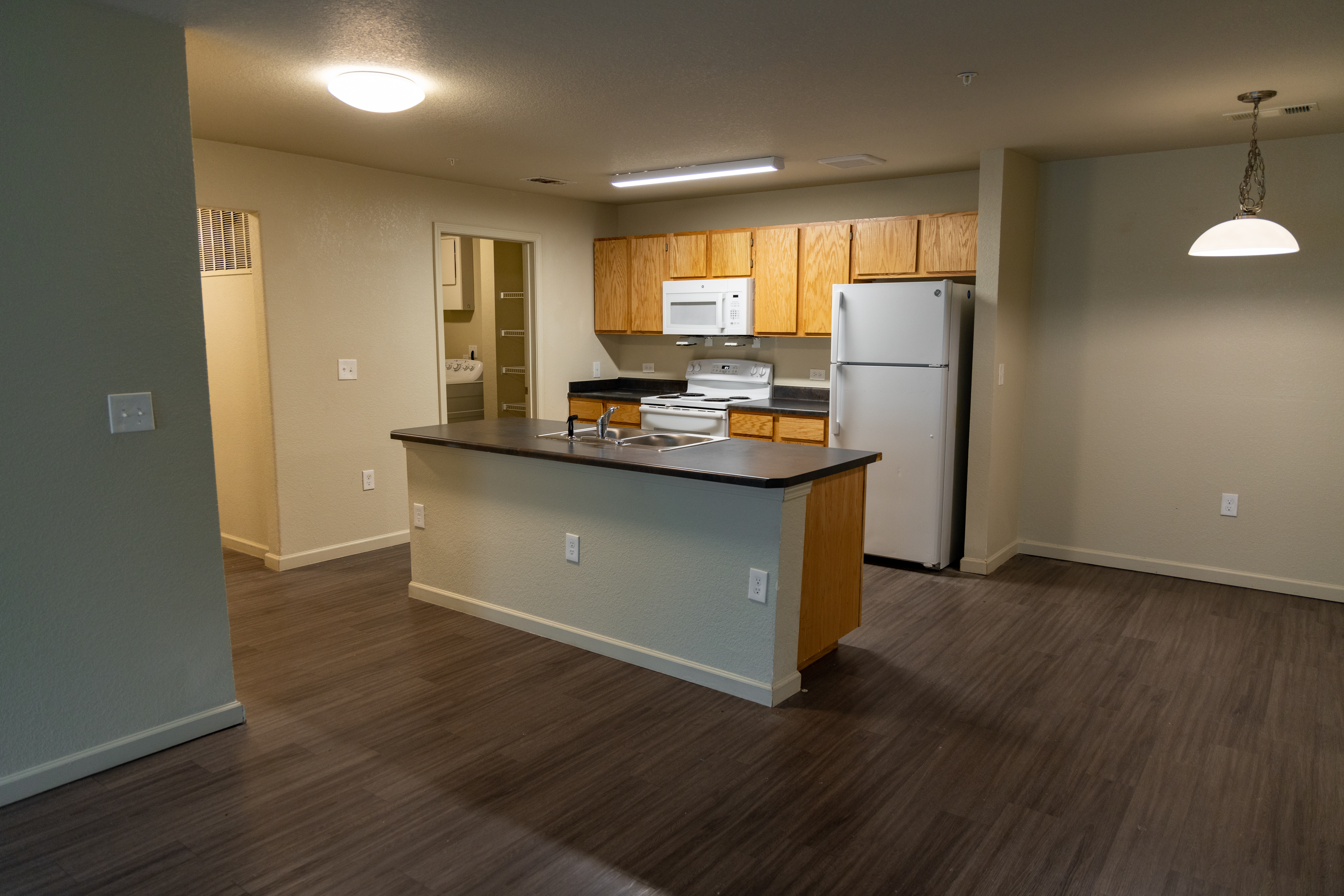 TUPELO RIDGE APARTMENTS