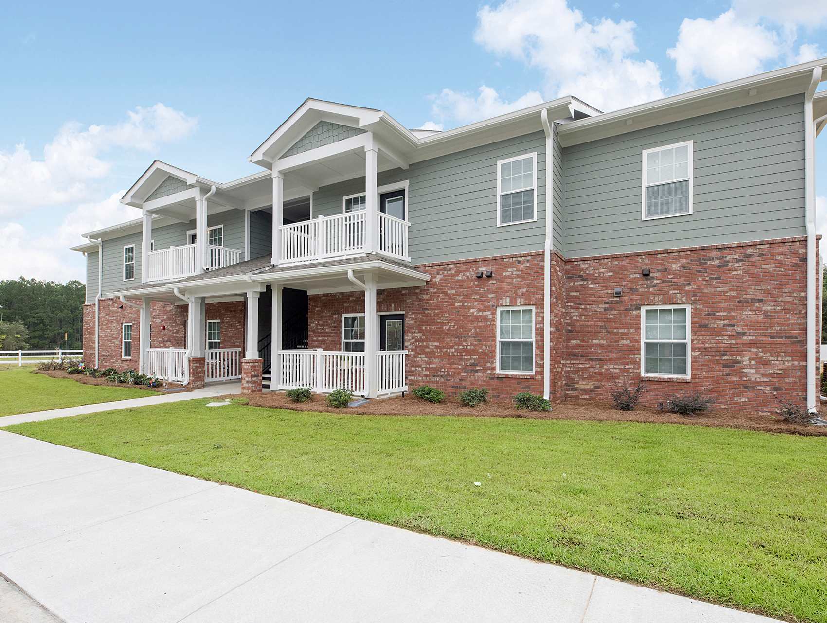 GRINER GARDENS APARTMENTS