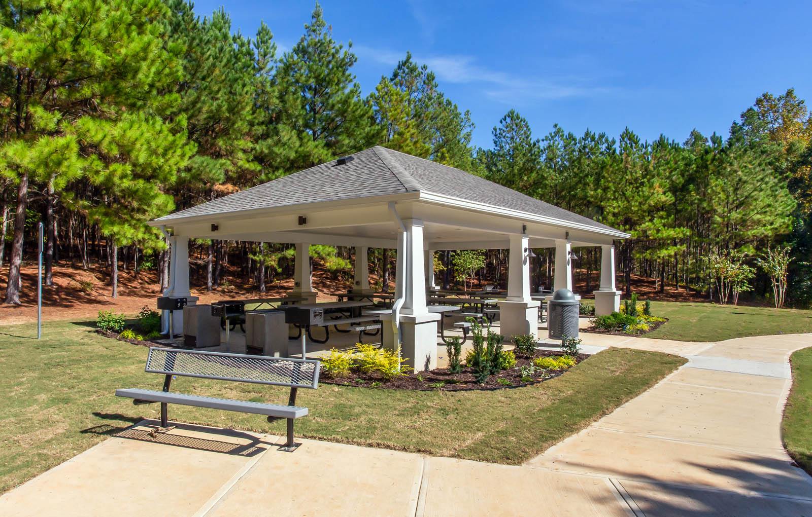 WELLINGTON RIDGE APARTMENTS