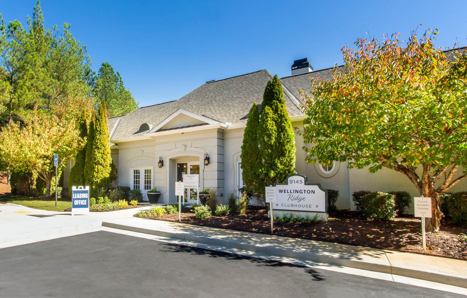 WELLINGTON RIDGE APARTMENTS