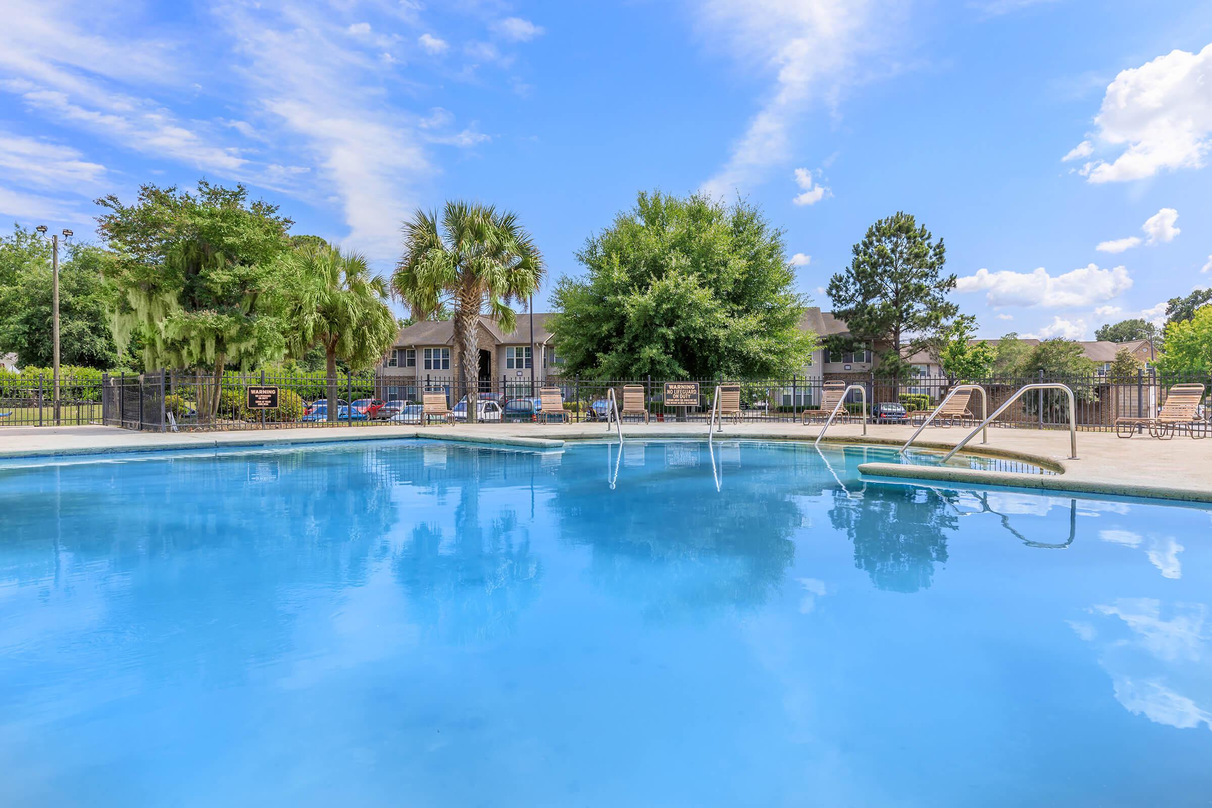 MONTGOMERY LANDING APARTMENTS