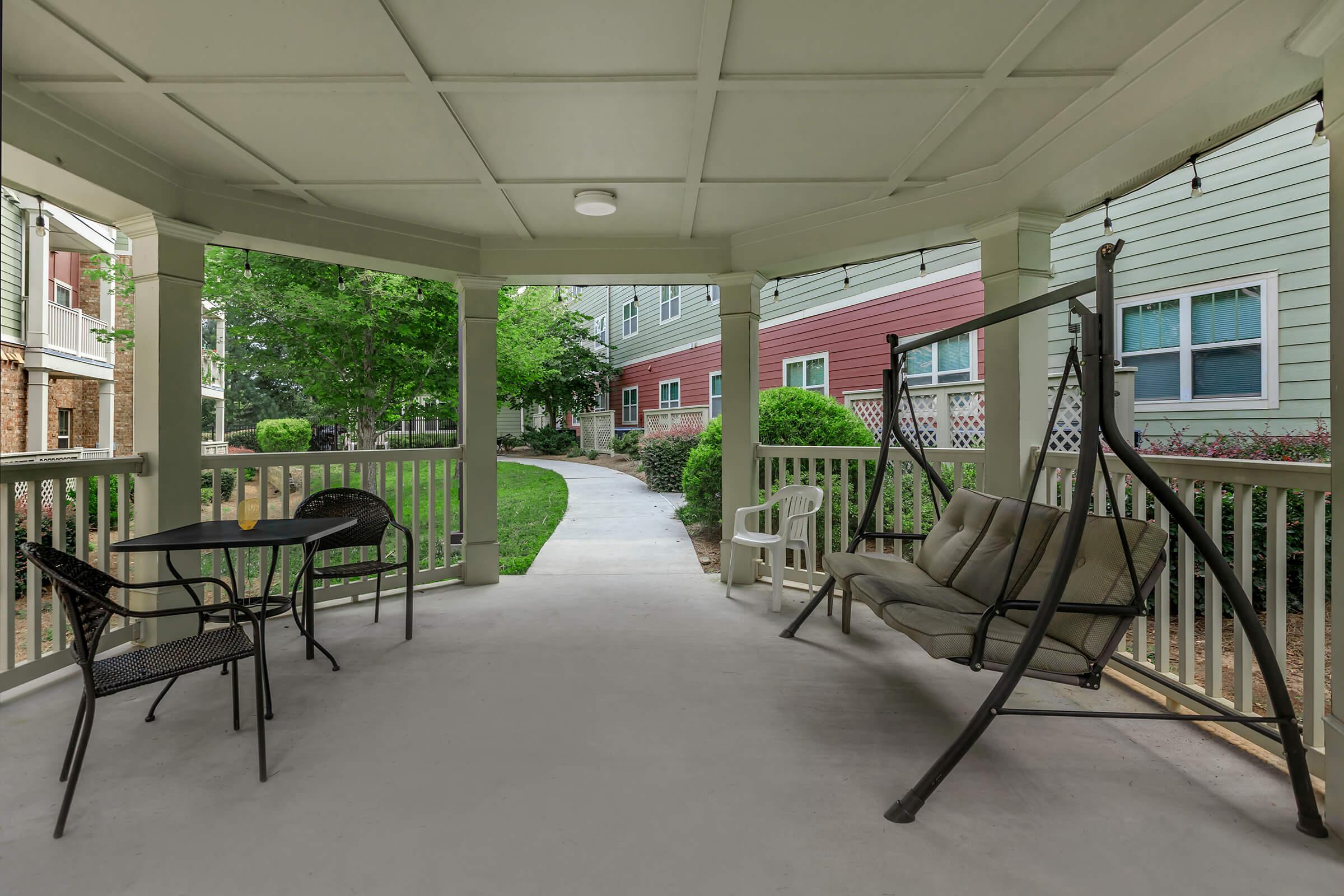 HIGHLAND MANOR APARTMENTS