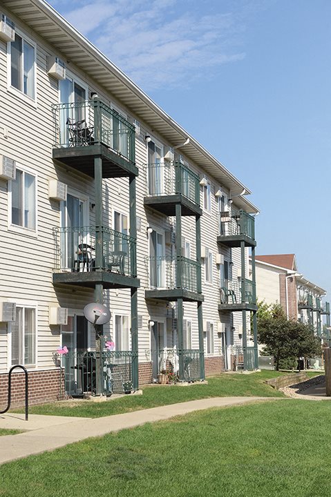 CANTERBURY PARK APARTMENTS