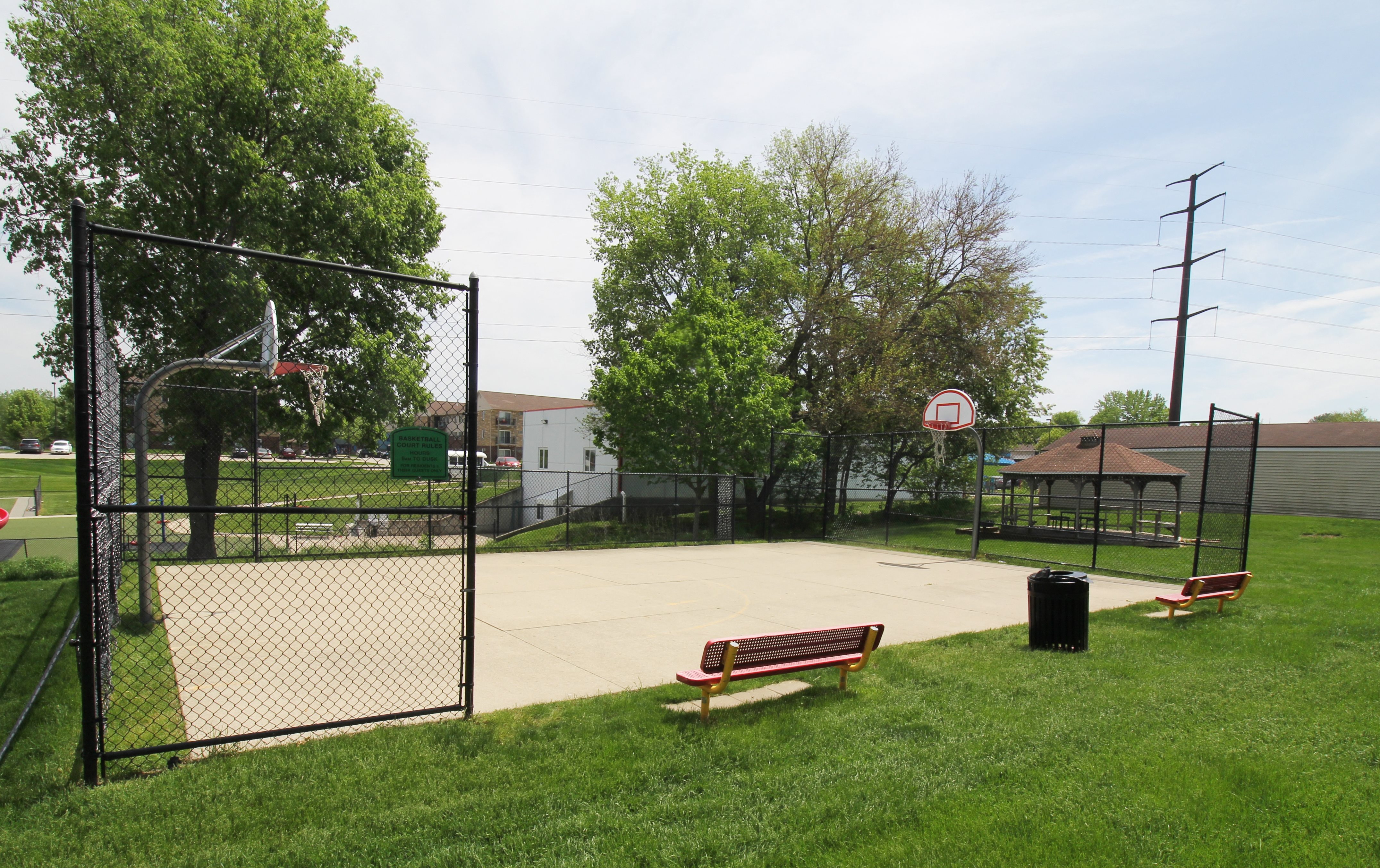 CANTERBURY PARK APARTMENTS