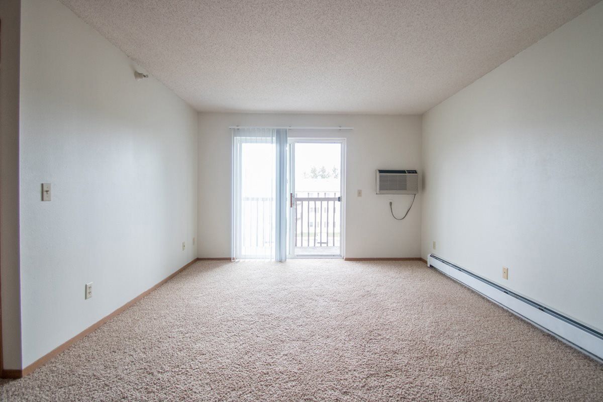 VALLEY VIEW APARTMENTS