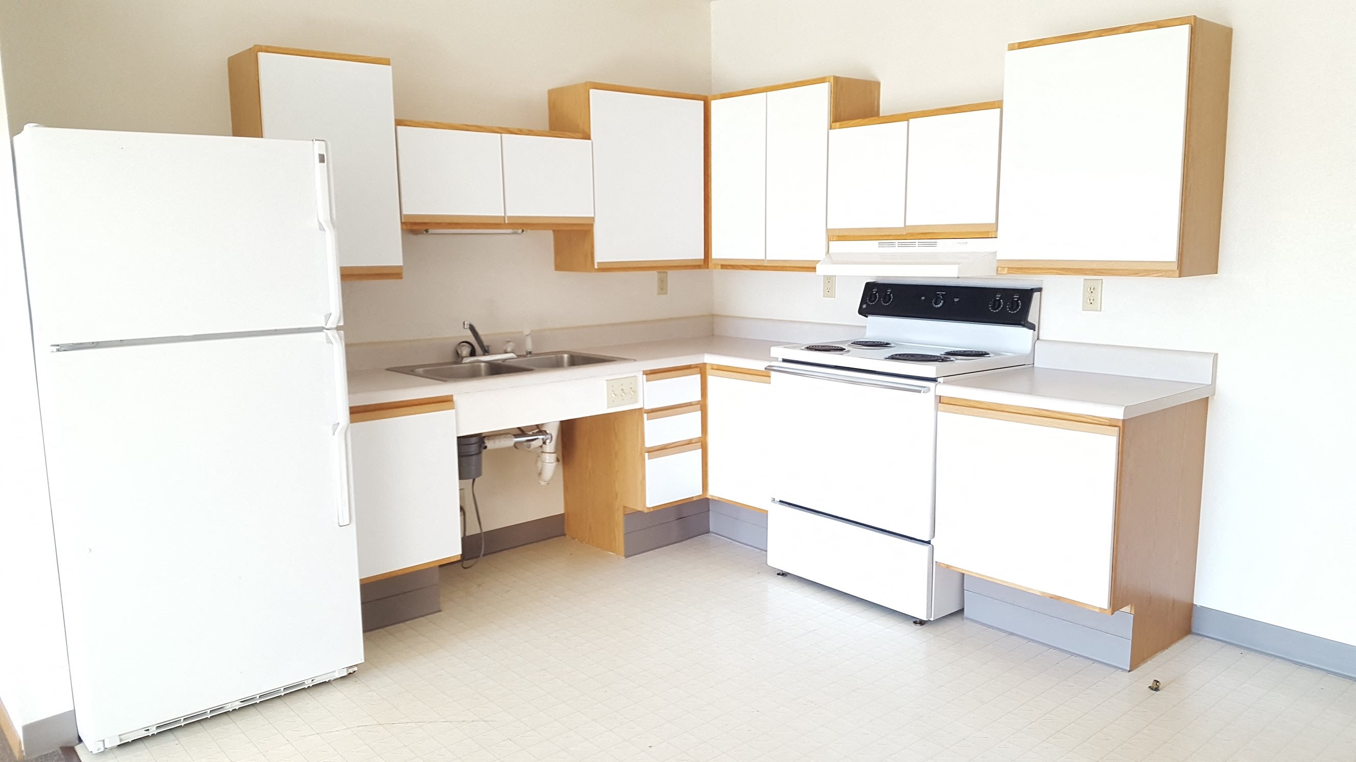MAPLECREST APARTMENTS