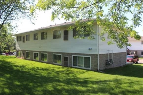 WOODBURY PARK APARTMENTS