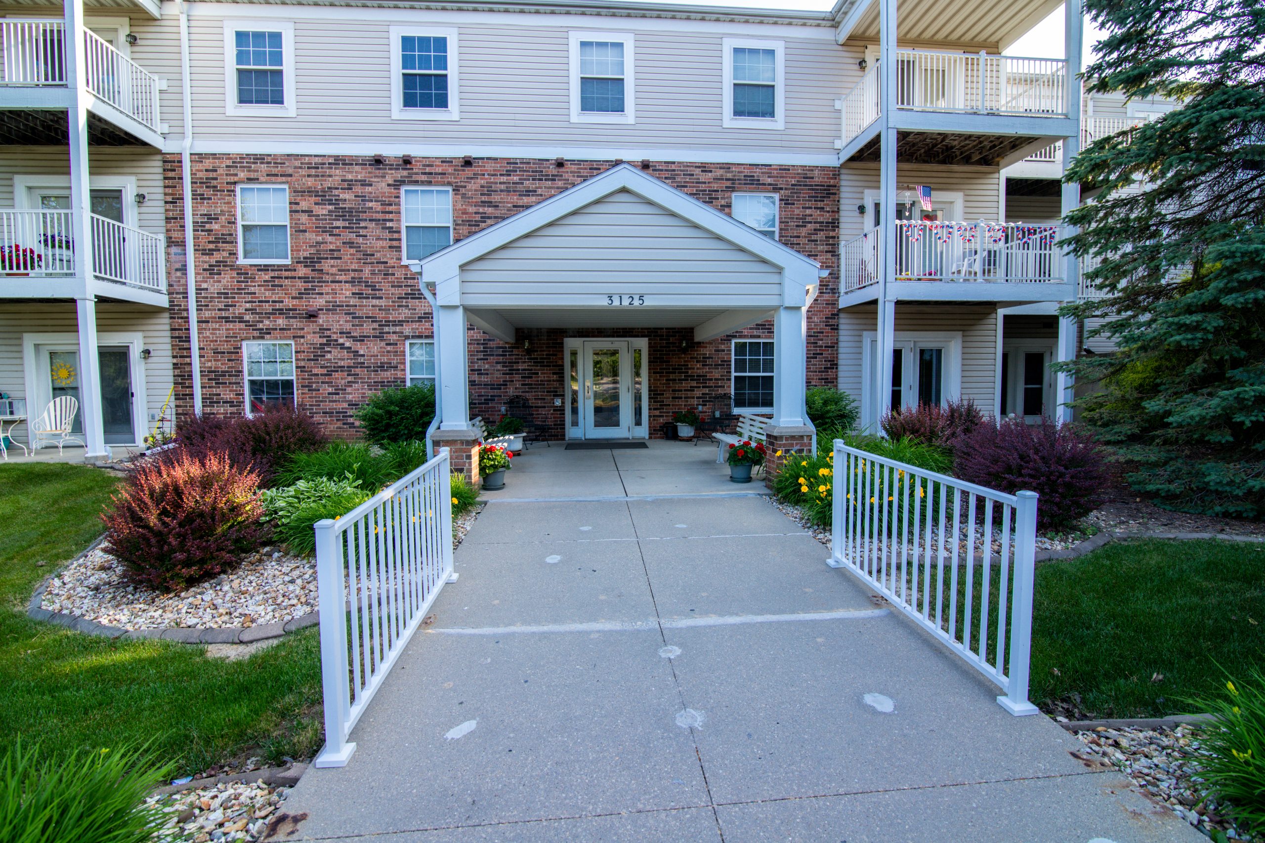 APPLEWOOD II SENIOR APARTMENTS