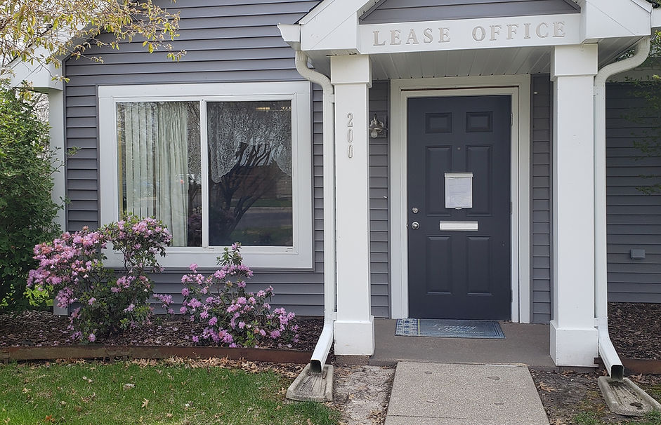 COLORADO PARK APARTMENTS