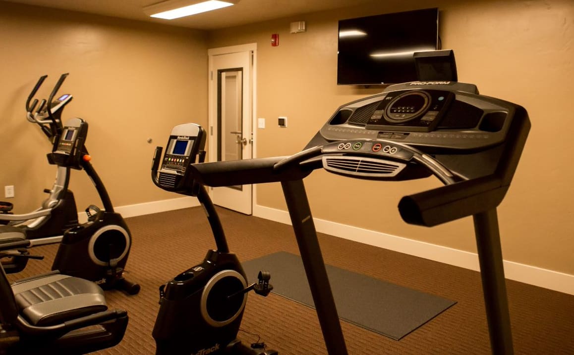 VINEYARD AT EAGLE PROMENADE