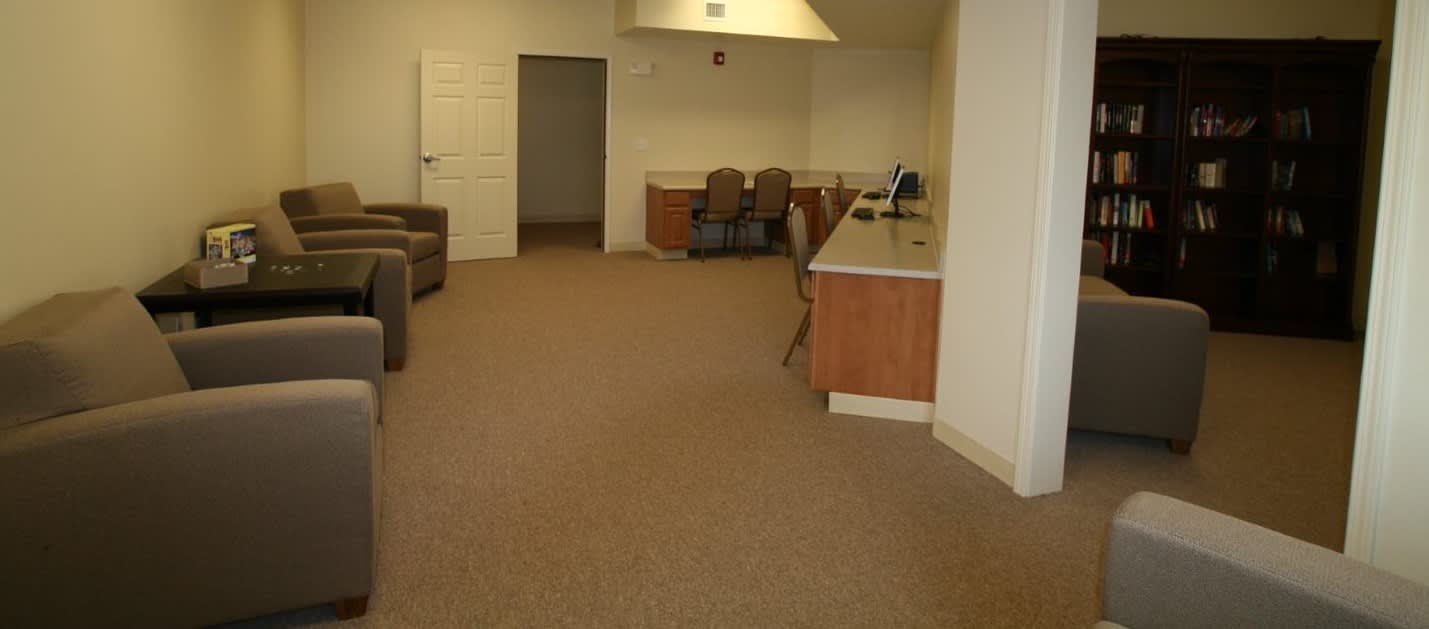 VINEYARD SUITES AT INDIAN CREEK