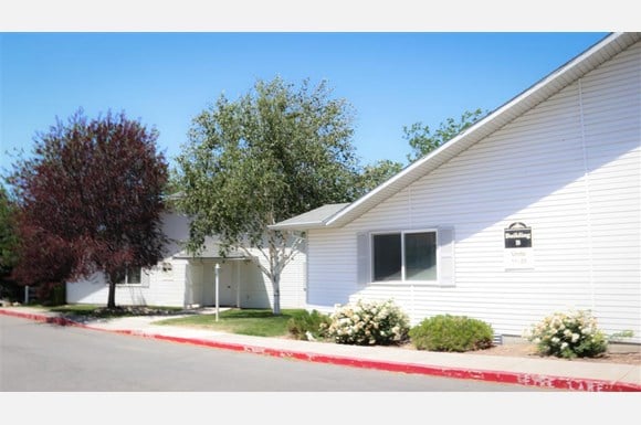 GLENEAGLES SENIOR COMMUNITY