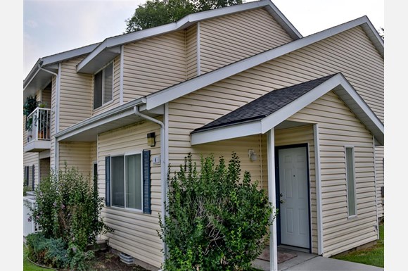 MEADOWBROOK APARTMENTS