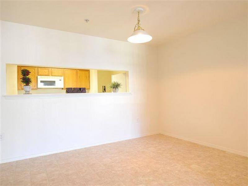 COURTYARDS AT RIDGECREST (THE)